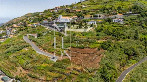 Terreno para Venda em Fajã da Ovelha