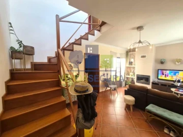 Moradia T3 para Venda em Amareleja