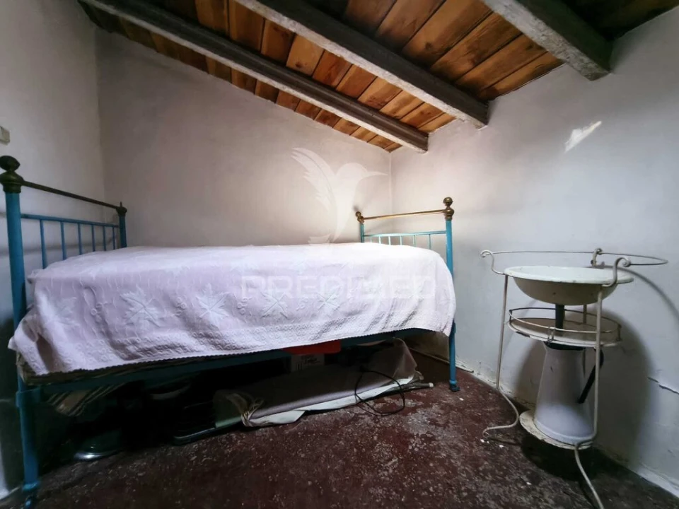Moradia T4 para Venda em São João dos Caldeireiros Foto 13