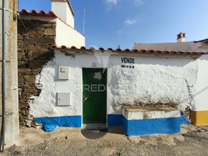 Moradia T4 para Venda em São João dos Caldeireiros Foto 2