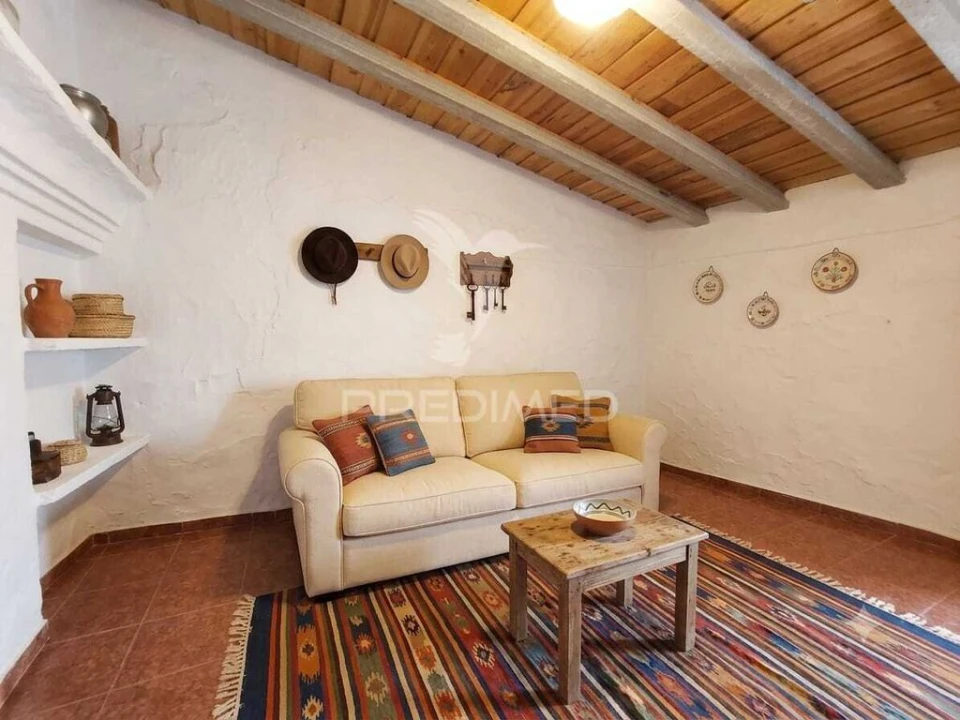 Moradia T4 para Venda em São João dos Caldeireiros Foto 4