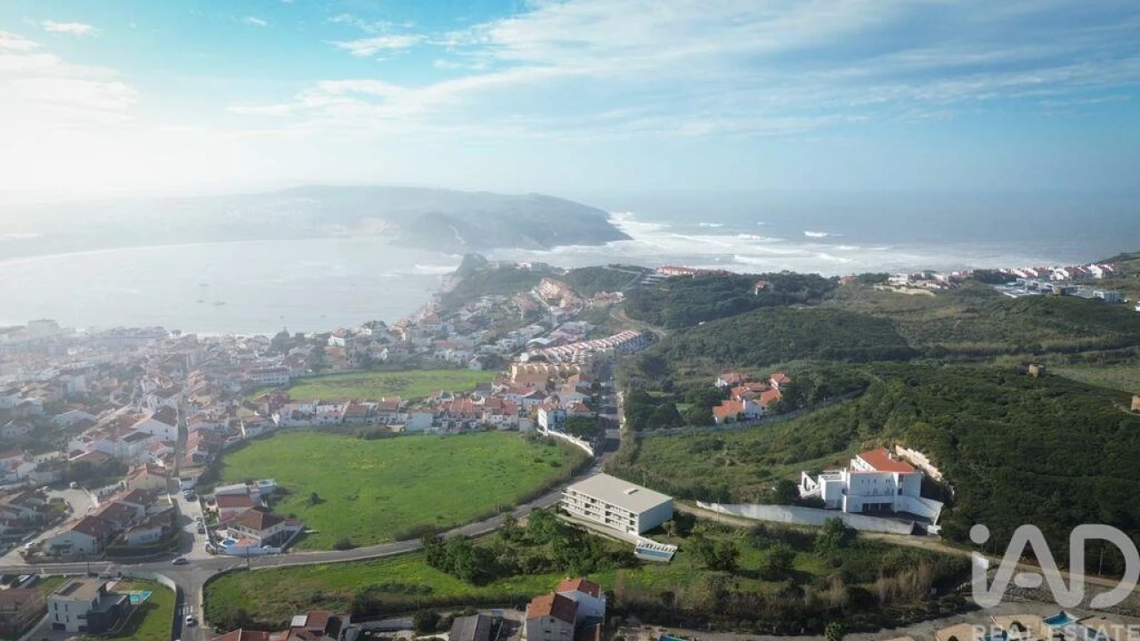 Apartamento T3 para Venda em São Martinho do Porto Foto 2