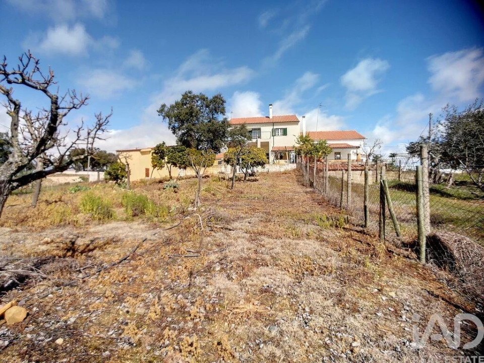 Moradia T3 para Arrendamento em São Pedro do Esteval Foto 25
