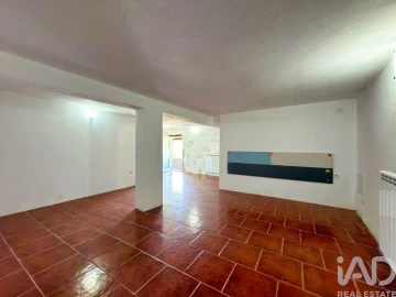 Moradia T4 para Venda em São Miguel, Santa Eufémia e Rabaçal