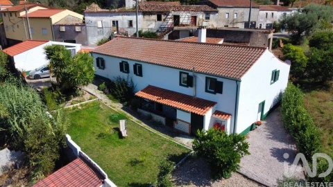 Moradia T4 para Venda em São Miguel, Santa Eufémia e Rabaçal