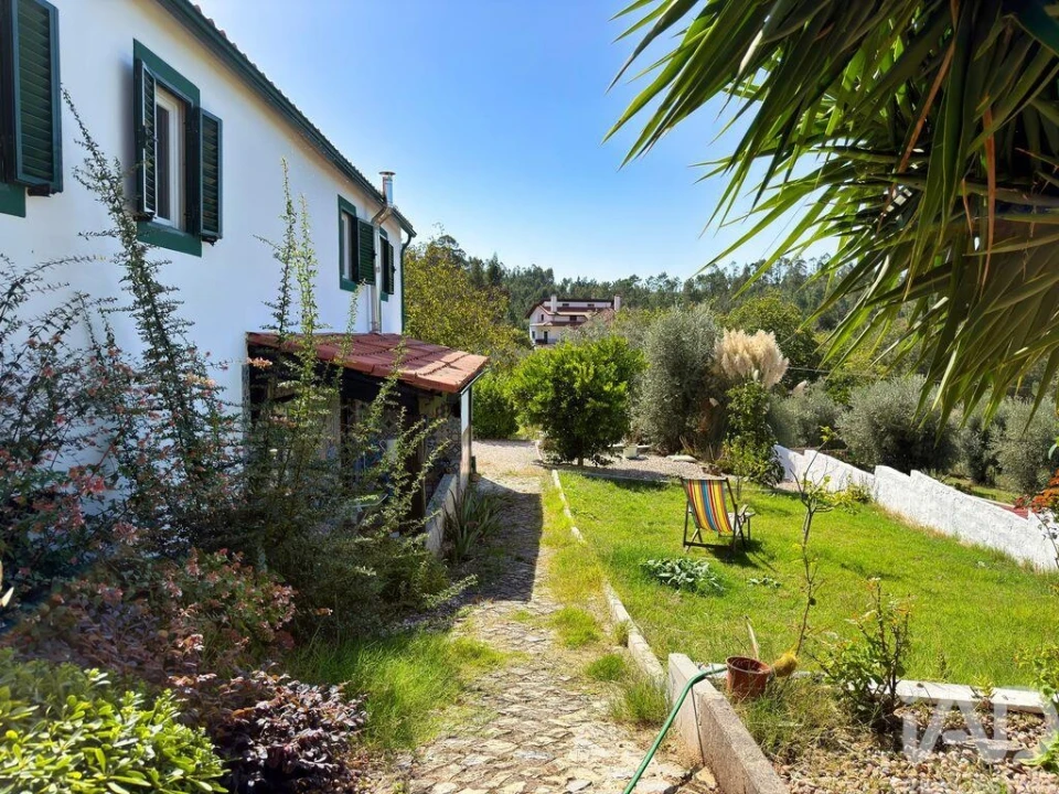 Moradia T4 para Venda em São Miguel, Santa Eufémia e Rabaçal Foto 15