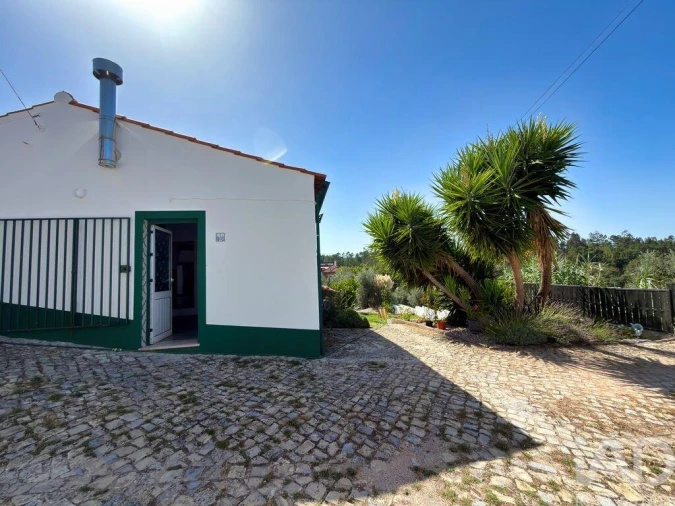 Moradia T4 para Venda em São Miguel, Santa Eufémia e Rabaçal Foto 13
