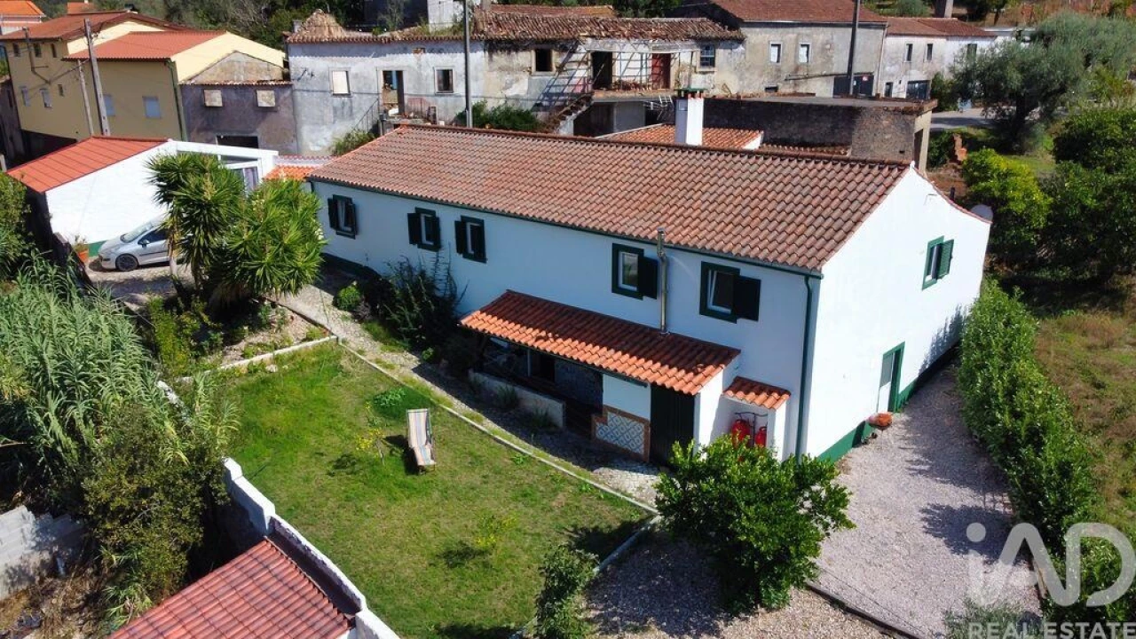 Moradia T4 para Venda em São Miguel, Santa Eufémia e Rabaçal Foto 4