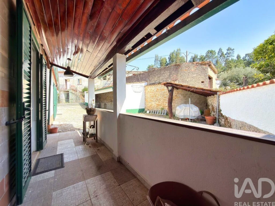 Moradia T4 para Venda em São Miguel, Santa Eufémia e Rabaçal Foto 12