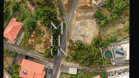 Terreno para Venda em Santa Cruz