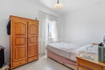 Apartamento T3 para Venda em Bensafrim e Barão de São João