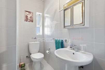 Apartamento T3 para Venda em Bensafrim e Barão de São João