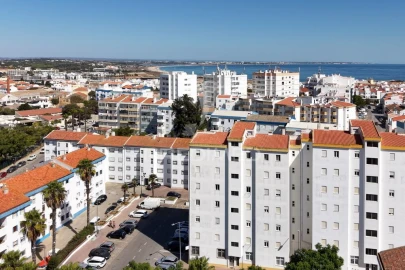 Apartamento T3 para Venda em Bensafrim e Barão de São João