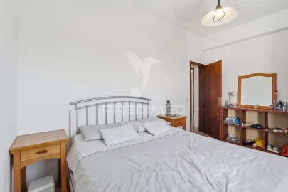 Apartamento T3 para Venda em Bensafrim e Barão de São João