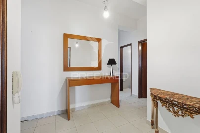 Apartamento T3 para Venda em Bensafrim e Barão de São João