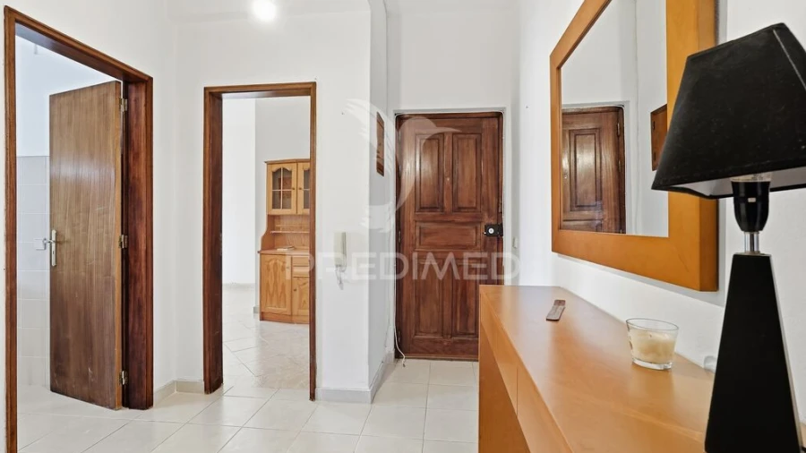 Apartamento T3 para Venda em Bensafrim e Barão de São João