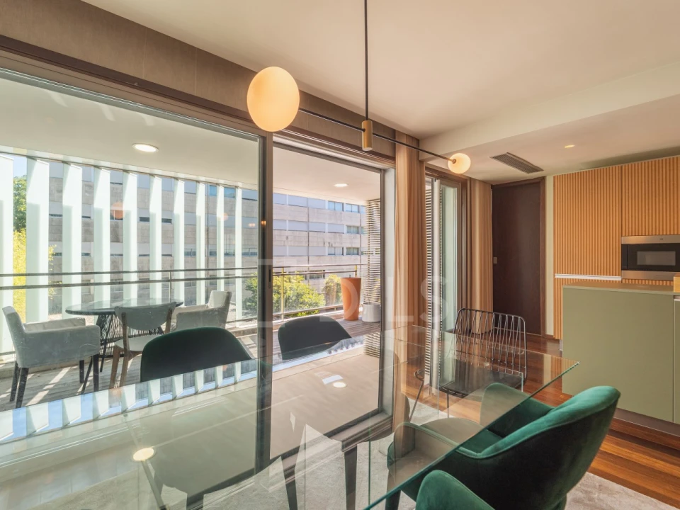 Apartamento T2 para Arrendamento em Lordelo do Ouro e Massarelos Foto 4