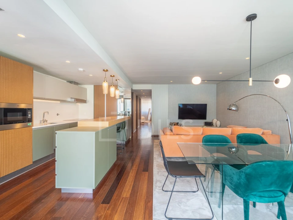 Apartamento T2 para Arrendamento em Lordelo do Ouro e Massarelos Foto 6