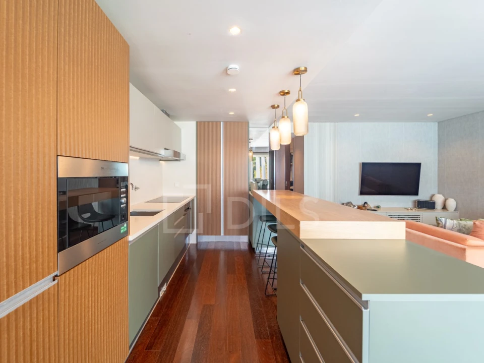 Apartamento T2 para Arrendamento em Lordelo do Ouro e Massarelos Foto 16
