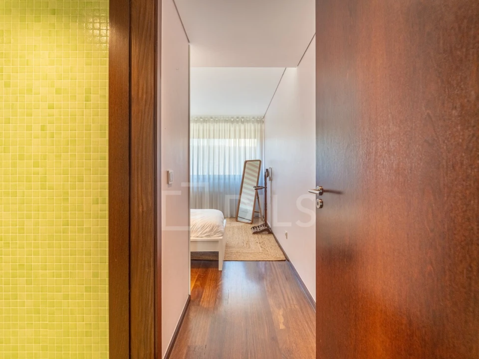Apartamento T2 para Arrendamento em Lordelo do Ouro e Massarelos Foto 22