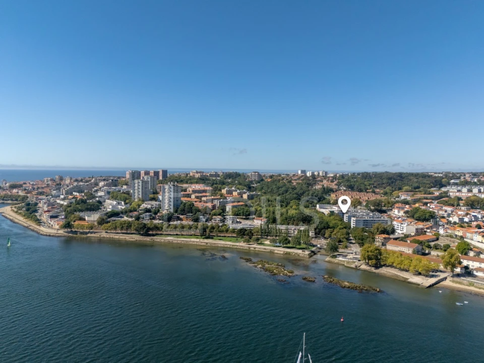 Apartamento T2 para Arrendamento em Lordelo do Ouro e Massarelos Foto 35