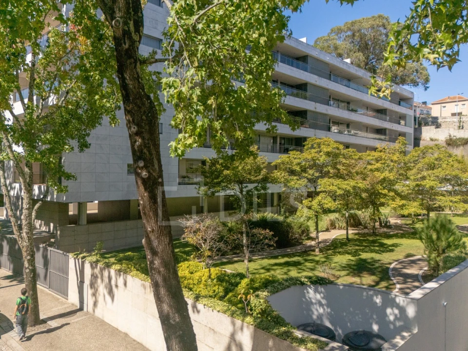 Apartamento T2 para Arrendamento em Lordelo do Ouro e Massarelos Foto 43