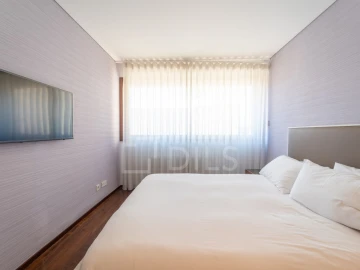 Apartamento T2 para Arrendamento em Lordelo do Ouro e Massarelos