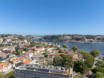 Apartamento T2 para Arrendamento em Lordelo do Ouro e Massarelos