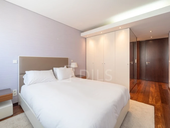 Apartamento T2 para Arrendamento em Lordelo do Ouro e Massarelos Foto 32