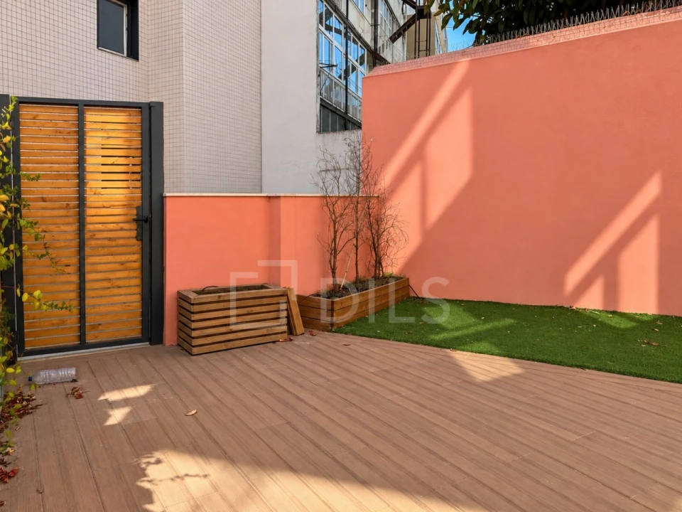 Apartamento T1 para Venda em Campolide Foto 22
