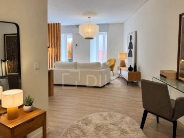 Apartamento T1 para Venda em Campolide
