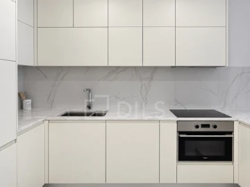 Apartamento T1 para Venda em Campolide