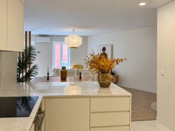 Apartamento T1 para Venda em Campolide