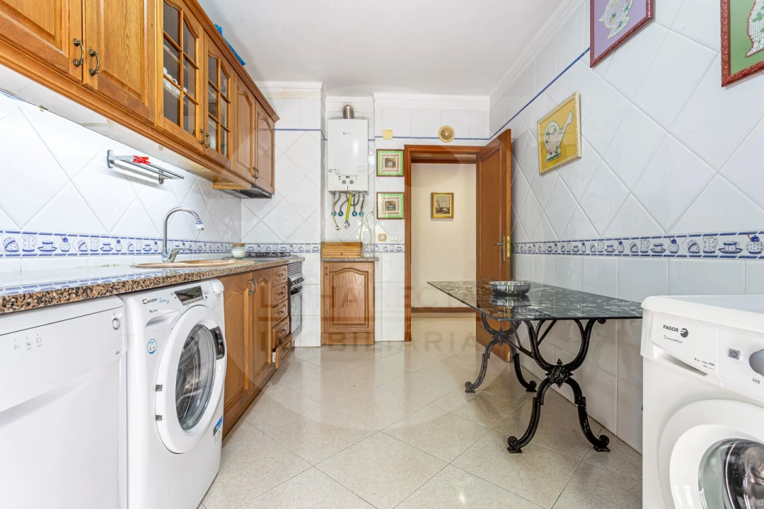 Apartamento T3 para Venda em Setubal (São Sebastião) Foto 1