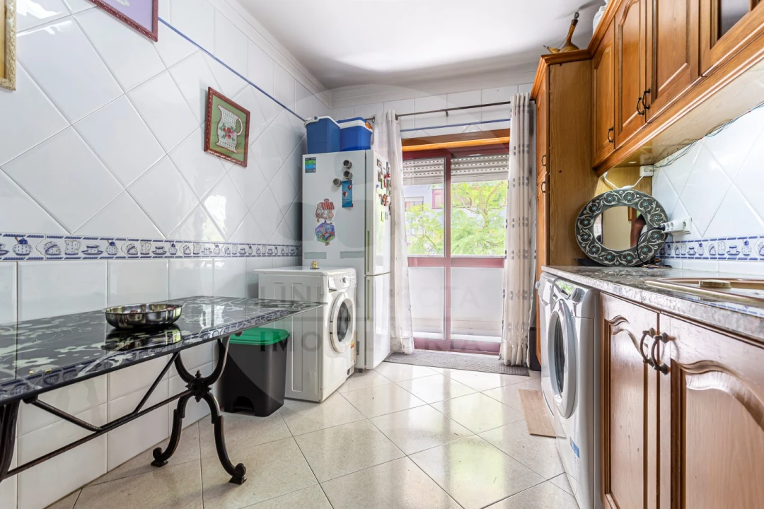 Apartamento T3 para Venda em Setubal (São Sebastião) Foto 2