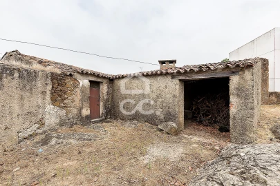 Moradia T2 para Venda em Arez e Amieira do Tejo