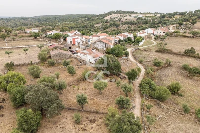 Moradia T2 para Venda em Arez e Amieira do Tejo