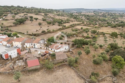 Moradia T2 para Venda em Arez e Amieira do Tejo