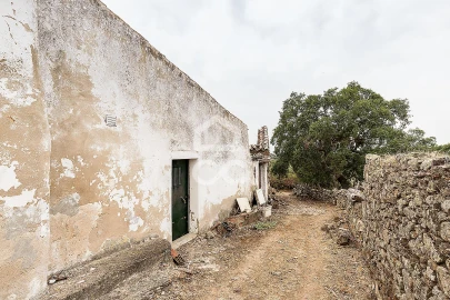 Moradia T2 para Venda em Arez e Amieira do Tejo