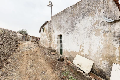 Moradia T2 para Venda em Arez e Amieira do Tejo