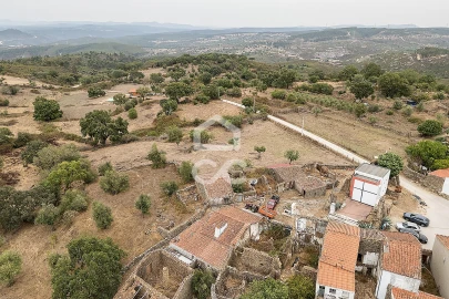 Moradia T2 para Venda em Arez e Amieira do Tejo