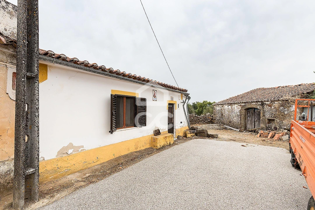 Moradia T2 para Venda em Arez e Amieira do Tejo Foto 2