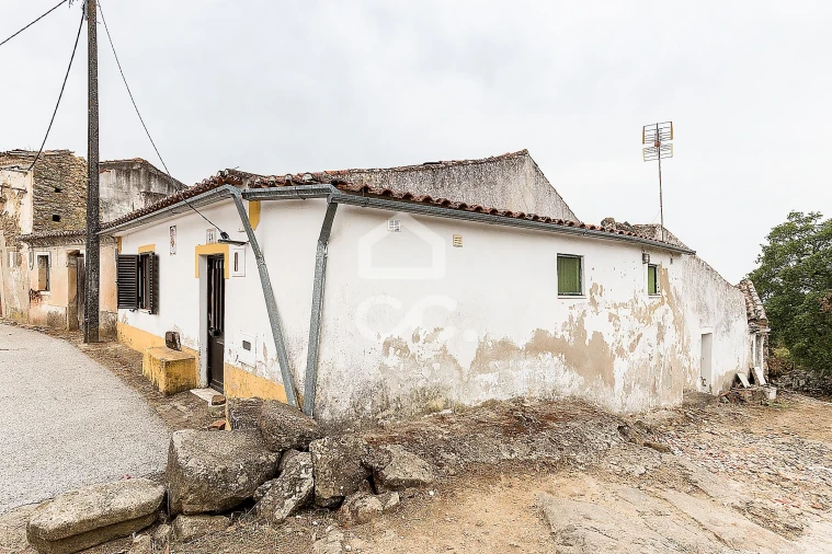 Moradia T2 para Venda em Arez e Amieira do Tejo Foto 20