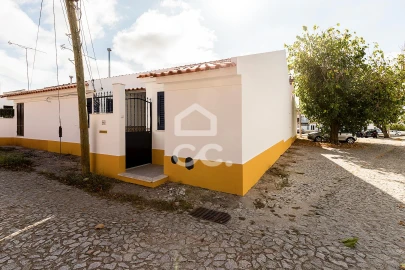 Moradia T3 para Venda em Malagueira e Horta das Figueiras