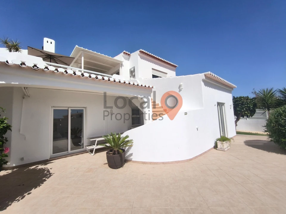 Moradia T4 para Venda em Lagos (São Sebastião e Santa Maria) Foto 38