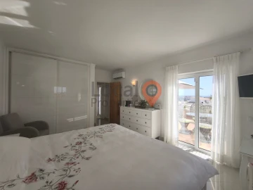 Moradia T4 para Venda em Lagos (São Sebastião e Santa Maria)