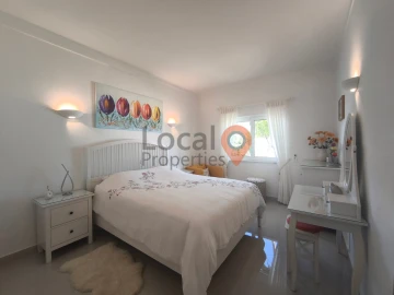 Moradia T4 para Venda em Lagos (São Sebastião e Santa Maria)