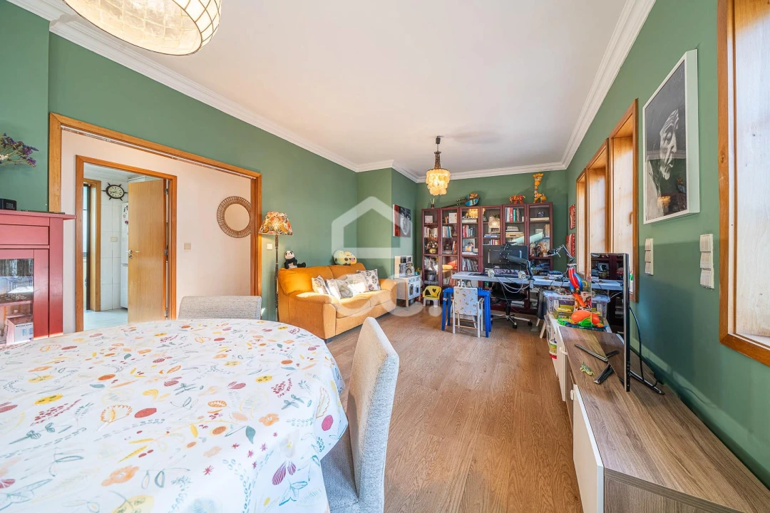 Apartamento T2 para Venda em Cedofeita, Santo Ildefonso, Sé, Miragaia, São Nicolau e Vitória Foto 4
