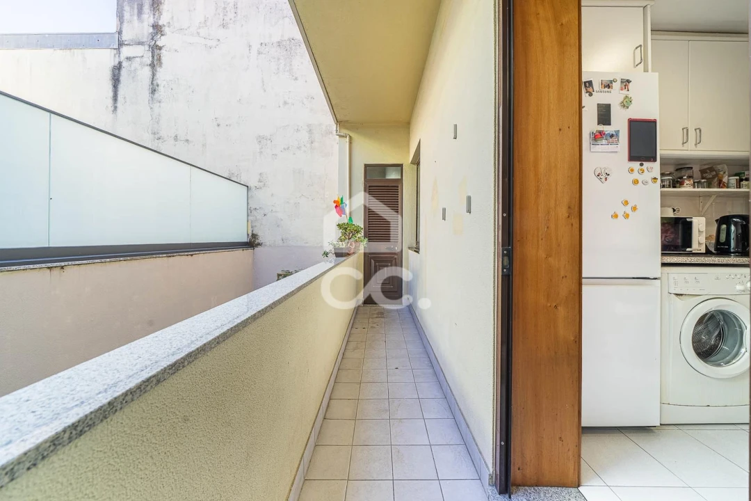 Apartamento T2 para Venda em Cedofeita, Santo Ildefonso, Sé, Miragaia, São Nicolau e Vitória Foto 16