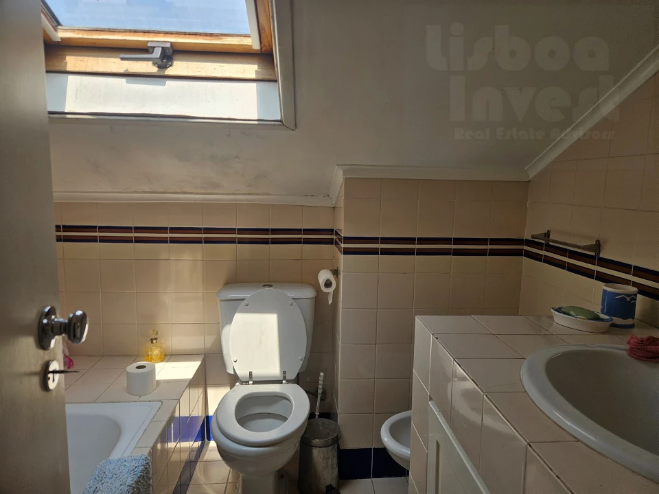 Apartamento T3 para Venda em Misericórdia Foto 19